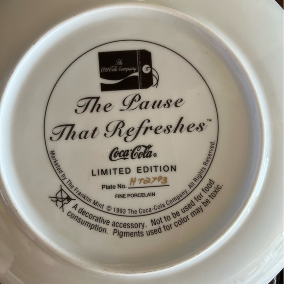 🎄XMAS DISCOUNTED🎄 Franklin Mint porcelain 24k gold rim plate Coca Cola Santa - Picture 4 of 5